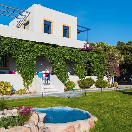 Villa Marqua Kalavarda Exterior photo